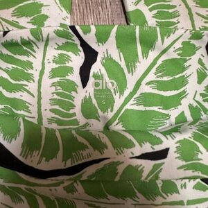 Alo Yoga leggings size small